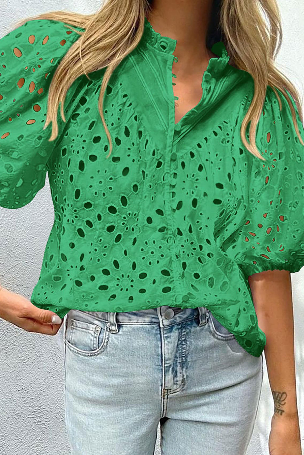 Bonbon Flower Embroidered Hollow-out Puff Sleeve Blouse